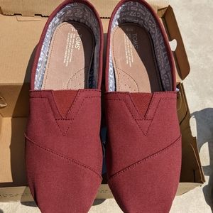 Toms Men's shoes size 12